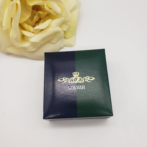 NIB Solvar 18kt Gold Plated Claddagh Brooch Pin In Gift Box - Picture 9 of 11
